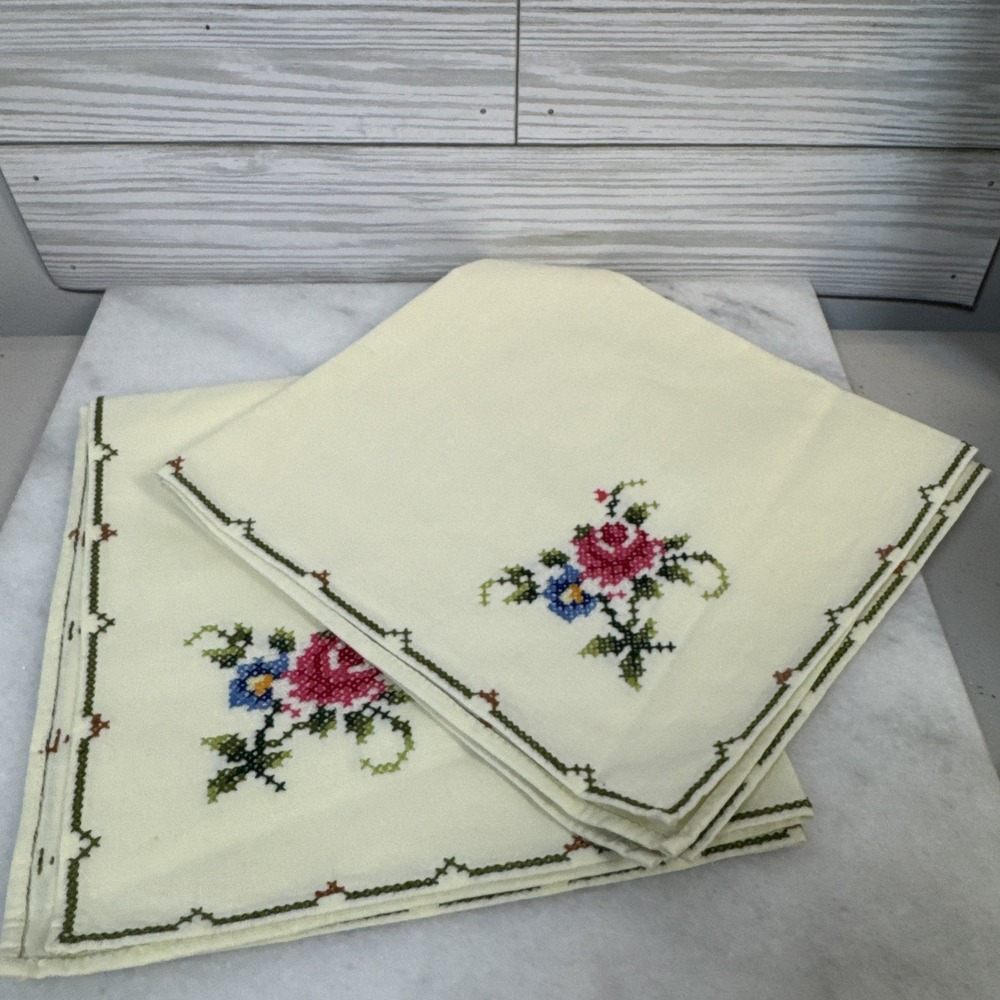 Handmade Cloth Napkins Set 2 Cross Stitch Flowers 16"x15"